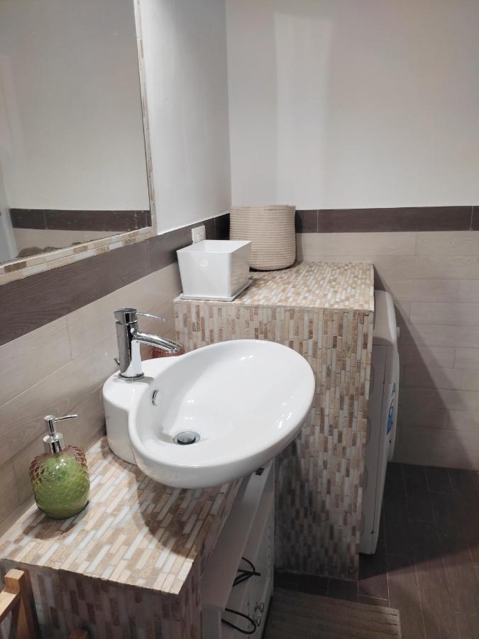 Grazioso Loft Vicino A San Giovanni E Metro C ローマ エクステリア 写真